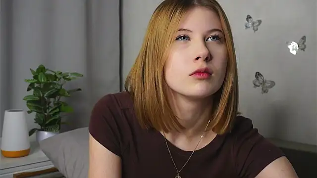 YvonneBou online show from 11-24-25, 07:14