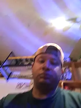 themorenofit08 online show from 04-19-26, 03:51