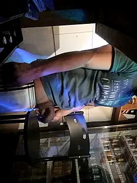 themorenofit08 online show from 11-12-25, 01:21