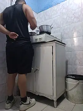 themorenofit08 online show from 06-14-26, 04:19