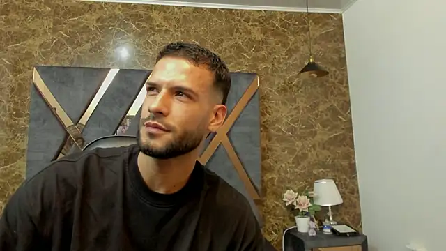 Snapshot of Jacob_Benelli chatting on 02-27-26, 11:37 Jacob Benelli online show from 02-27-26, 11:37