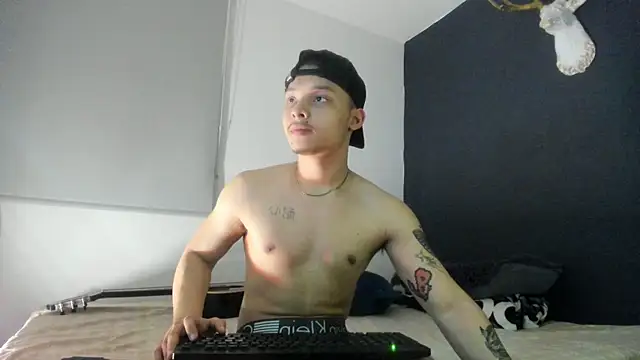 Zeus Jeff online show from 03-13-26, 01:32