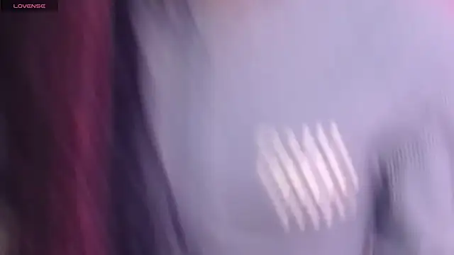 Snapshot of Aliis_Love chatting on 01-12-26, 04:58 Aliis Love online show from 01-12-26, 04:58