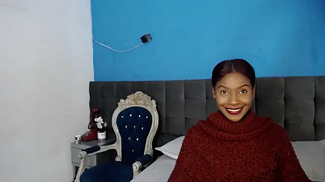 Snapshot of Aliis_Love chatting on 12-03-25, 08:30 Aliis Love online show from 12-03-25, 08:30