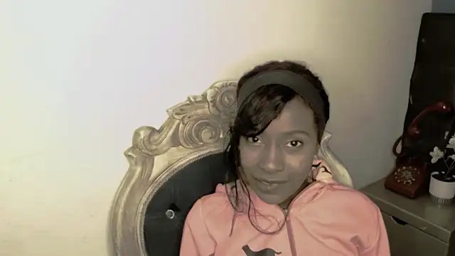 Snapshot of Aliis_Love chatting on 11-30-25, 07:47 Aliis Love online show from 11-30-25, 07:47