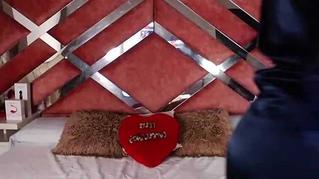 Lily Queen30 online show from 02-12-26, 09:14