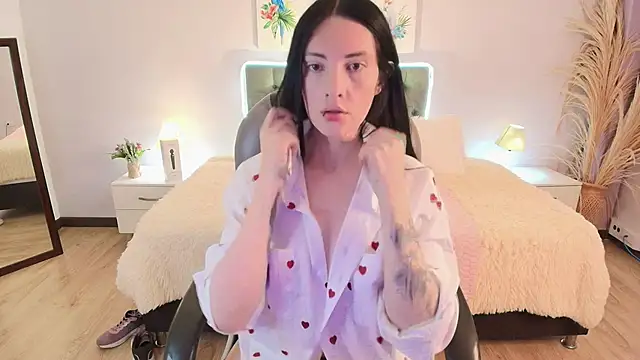 Neo sarah  online show from 05-06-26, 03:10