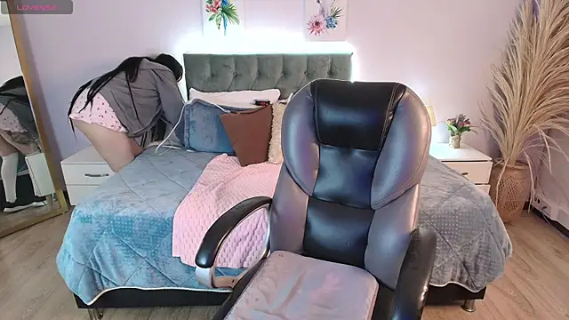 Snapshot of Neo_sarah_ chatting on 07-05-26, 02:49 Neo sarah online show from 07-05-26, 02:49