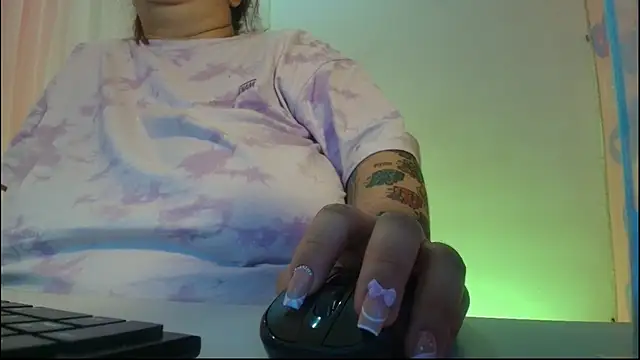 Snapshot of kattybbwbigboobs_ chatting on 02-08-26, 05:21 kattybbwbigboobs online show from 02-08-26, 05:21