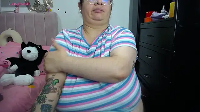 kattybbwbigboobs  online show from 04-06-26, 09:21