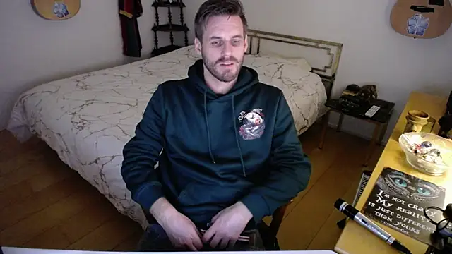 skatejocke online show from 11-25-25, 04:18