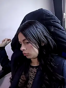 Snapshot of emilygrooe chatting on 02-11-26, 10:42 emilygrooe online show from 02-11-26, 10:42