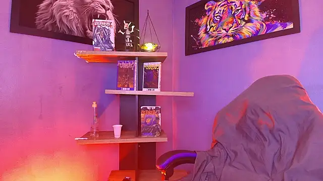 luxiel  online show from 02-11-26, 08:41