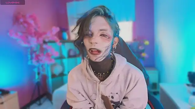 luxiel  online show from 03-27-26, 09:38