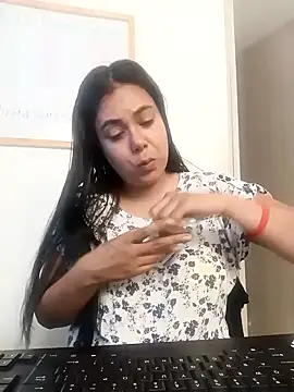 Snapshot of LorieFerrer chatting on 02-08-25, 05:18 LorieFerrer online show from 02-08-25, 05:18