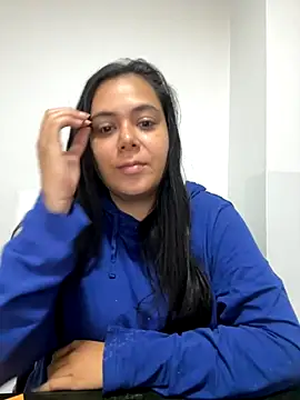 Snapshot of LorieFerrer chatting on 09-17-25, 05:37 LorieFerrer online show from 09-17-25, 05:37