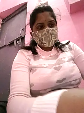 Snapshot of Janhvi_bhabhi_ji chatting on 11-08-25, 01:14 Janhvi bhabhi ji online show from 11-08-25, 01:14