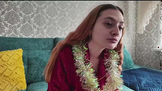 Snapshot of SweetLiaison chatting on 12-16-25, 09:13 SweetLiaison online show from 12-16-25, 09:13