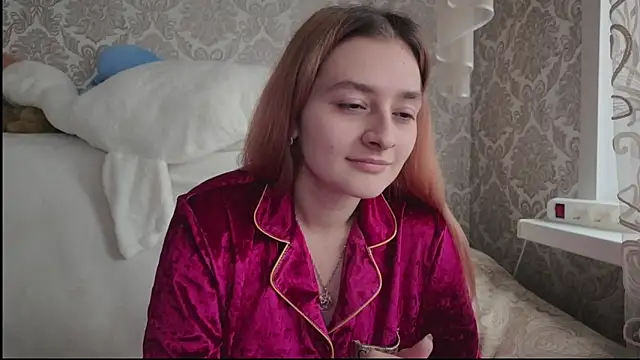 Snapshot of SweetLiaison chatting on 11-24-25, 10:15 SweetLiaison online show from 11-24-25, 10:15