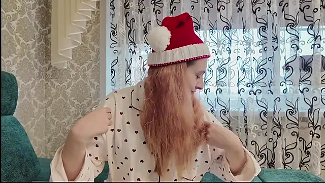 Snapshot of SweetLiaison chatting on 12-03-25, 06:03 SweetLiaison online show from 12-03-25, 06:03