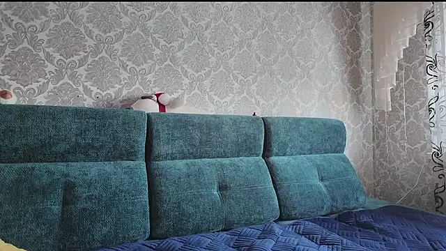 Snapshot of SweetLiaison chatting on 02-05-26, 01:29 SweetLiaison online show from 02-05-26, 01:29