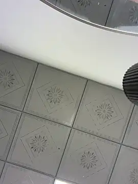 Cara-02 online show from 11-17-25, 04:33