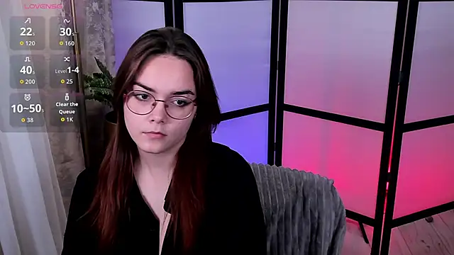 Lily  Evans online show from 12-04-25, 04:00