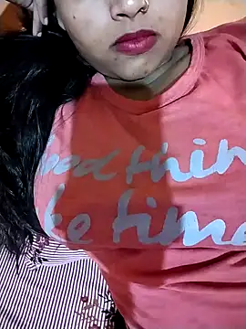 Sexy Divya   online show from 02-24-26, 11:00