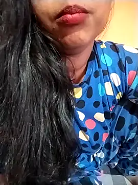Sexy Divya   online show from 04-14-26, 01:16