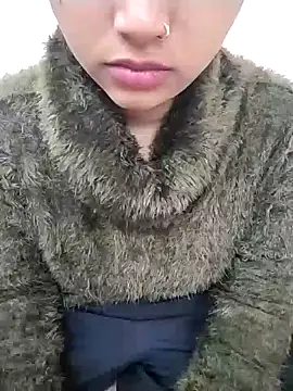 Sexy Divya   online show from 12-21-25, 06:15