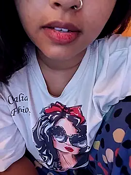 Sexy Divya   online show from 06-17-26, 12:48