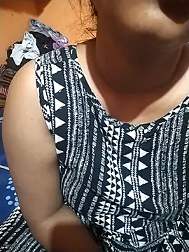 Sexy Divya   online show from 06-20-26, 05:18