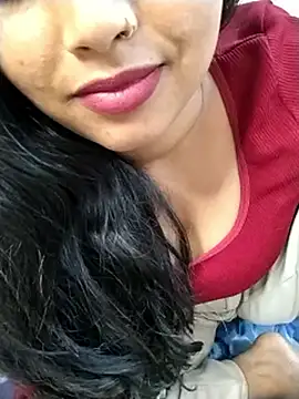 Sexy Divya   online show from 05-05-26, 01:14