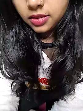 Sexy Divya   online show from 01-13-26, 05:33