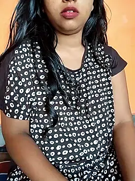 Sexy Divya   online show from 05-18-26, 12:55
