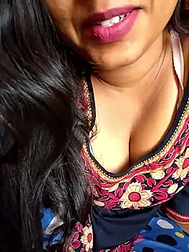Sexy Divya   online show from 05-06-26, 01:20