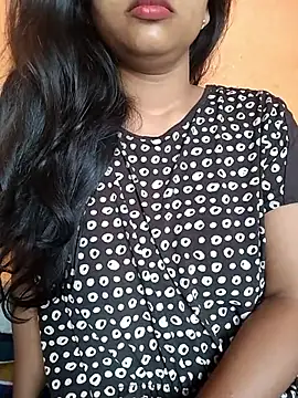 Sexy Divya   online show from 05-28-26, 01:02