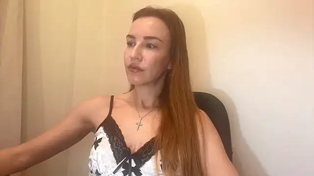 Nyxelia  online show from 12-05-25, 08:24