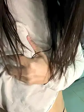 Snapshot of KK583 chatting on 11-17-25, 09:46 KK583 online show from 11-17-25, 09:46