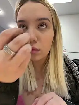 KilianaNoir online show from 02-21-26, 09:55