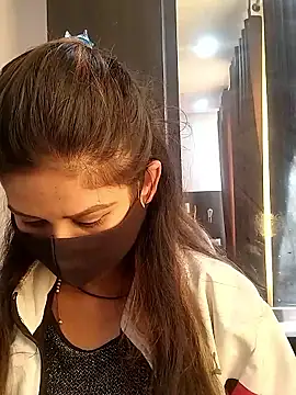 Snapshot of black_and_white_choco chatting on 01-12-26, 07:59 black and white choco online show from 01-12-26, 07:59