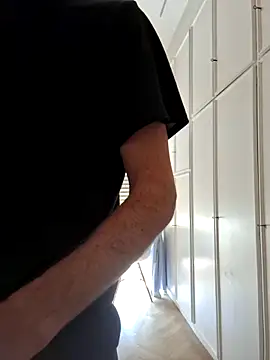 CuteDaddy92 online show from 03-24-26, 08:36