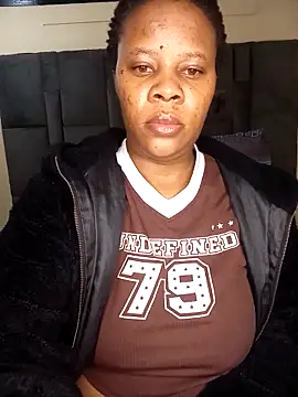 Emmylove-xr25 online show from 04-30-26, 07:48