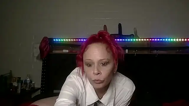 nikkibae33 online show from 07-10-26, 05:57