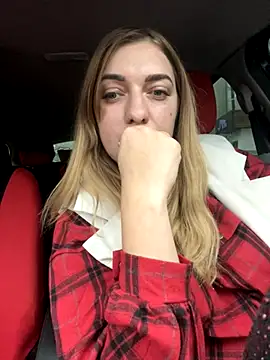 Snapshot of Avila_aa chatting on 11-16-25, 12:32 Avila aa online show from 11-16-25, 12:32