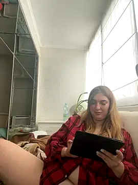 Snapshot of Avila_aa chatting on 11-17-25, 09:02 Avila aa online show from 11-17-25, 09:02