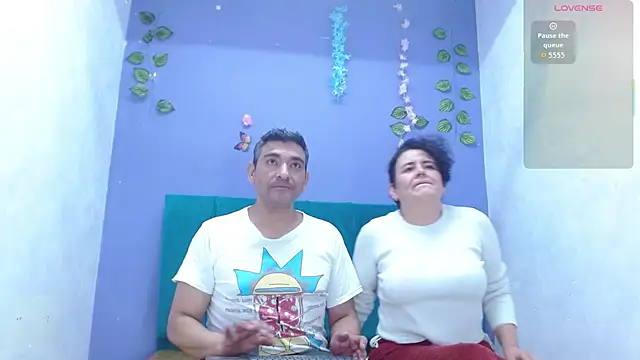 avictoriacruzcm online show from 11-08-25, 06:39