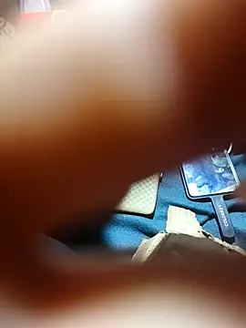 Snapshot of Lynly_k2 chatting on 02-14-26, 03:51 Lynly k2 online show from 02-14-26, 03:51