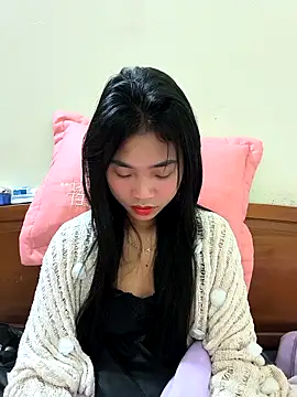 Snapshot of Lynly_k2 chatting on 03-07-26, 01:16 Lynly k2 online show from 03-07-26, 01:16