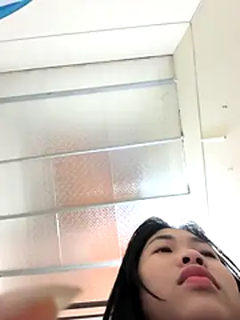 Snapshot of Lynly_k2 chatting on 03-22-26, 12:47 Lynly k2 online show from 03-22-26, 12:47